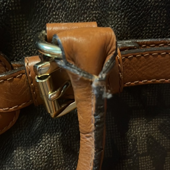 Michael Kors large leather satchel - Picture 4 of 13